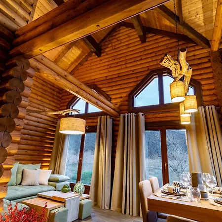 Evritos & With Pool Lägenhetshotell