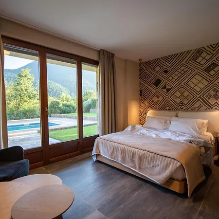 Evritos & With Pool Apartahotel 4*