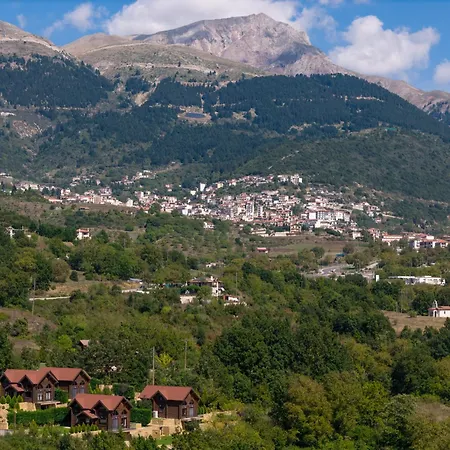 Lägenhetshotell Evritos & With Pool 4*